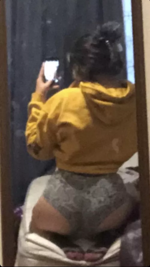 Dm for no underwear💋