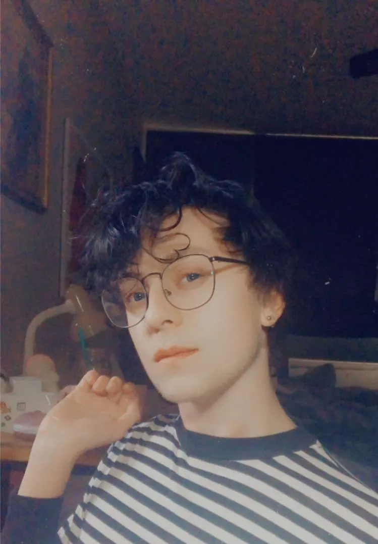 DM me if you wanna compare with a young feminine white boi 😇