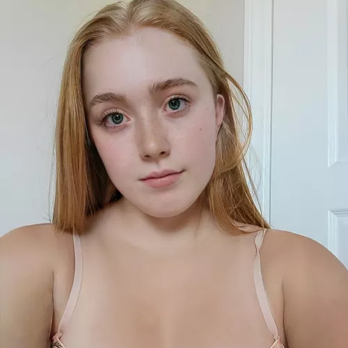 Do I have a celebrity lookalike? 🤔 I've always wondered