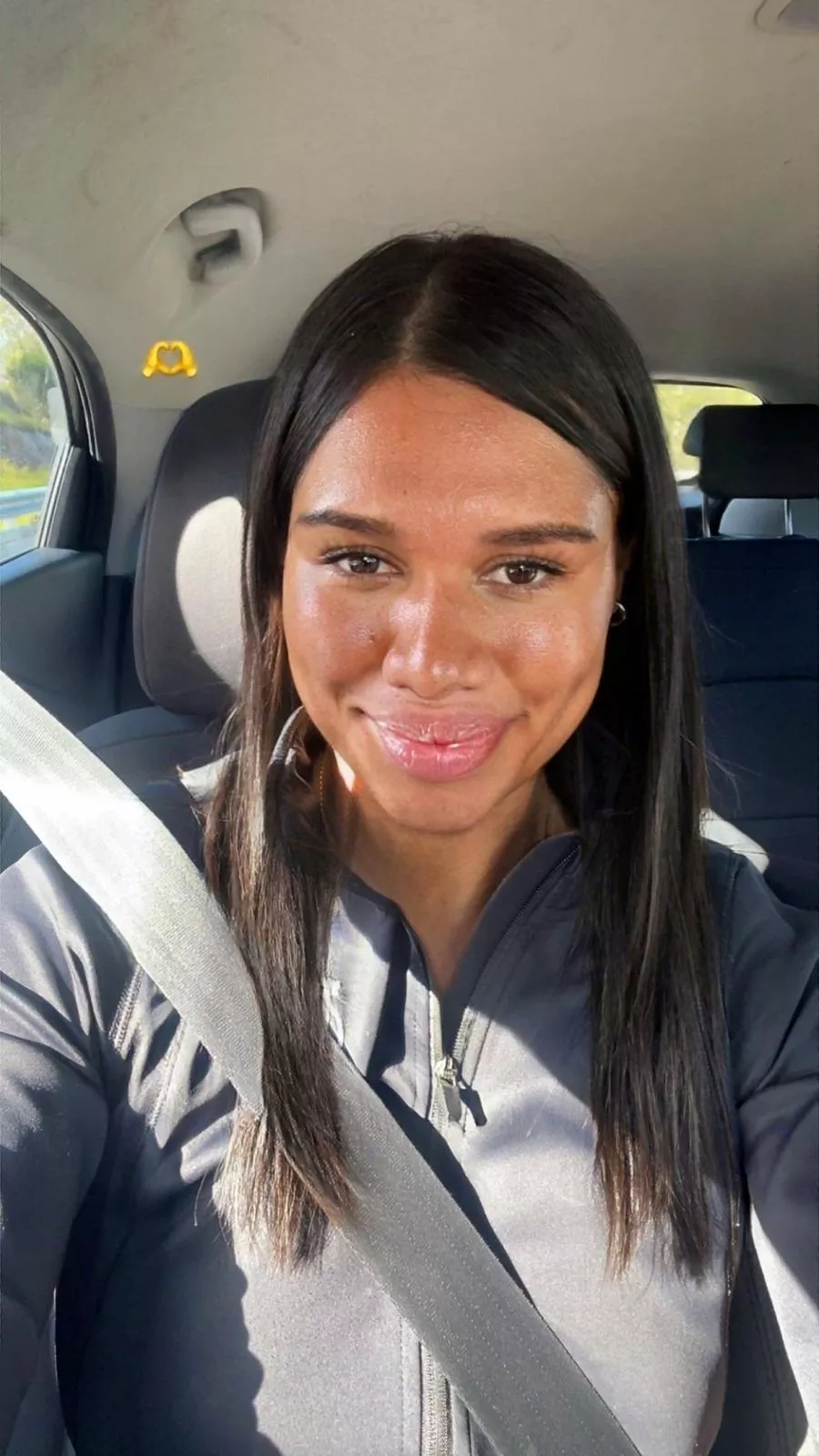 Do I have a face that deserves Cum? #Nomakeup