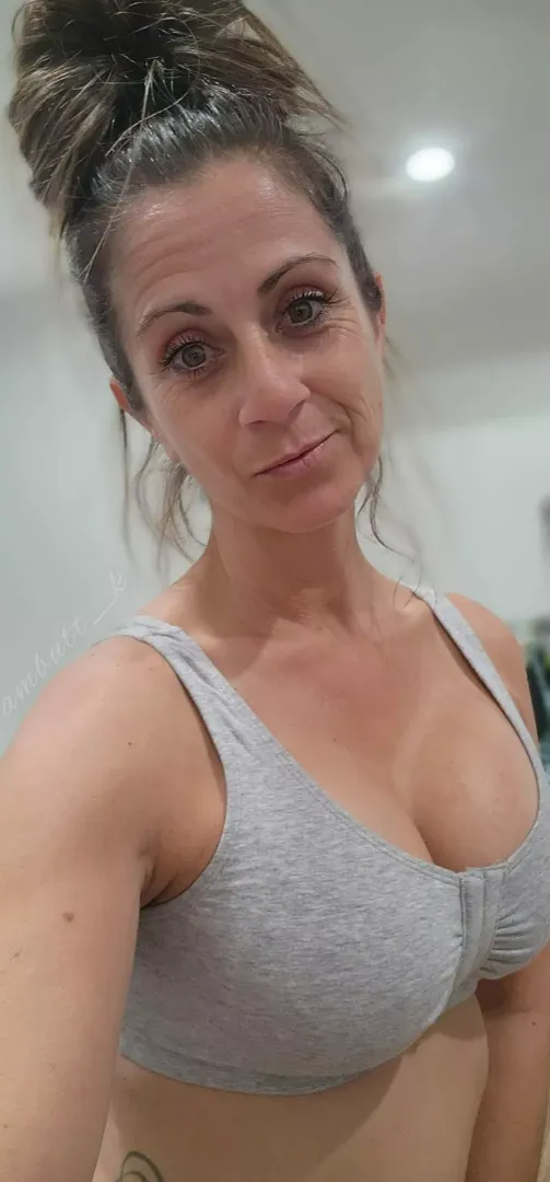 Do I have to workout today? Yes, old lady! Get in gear!