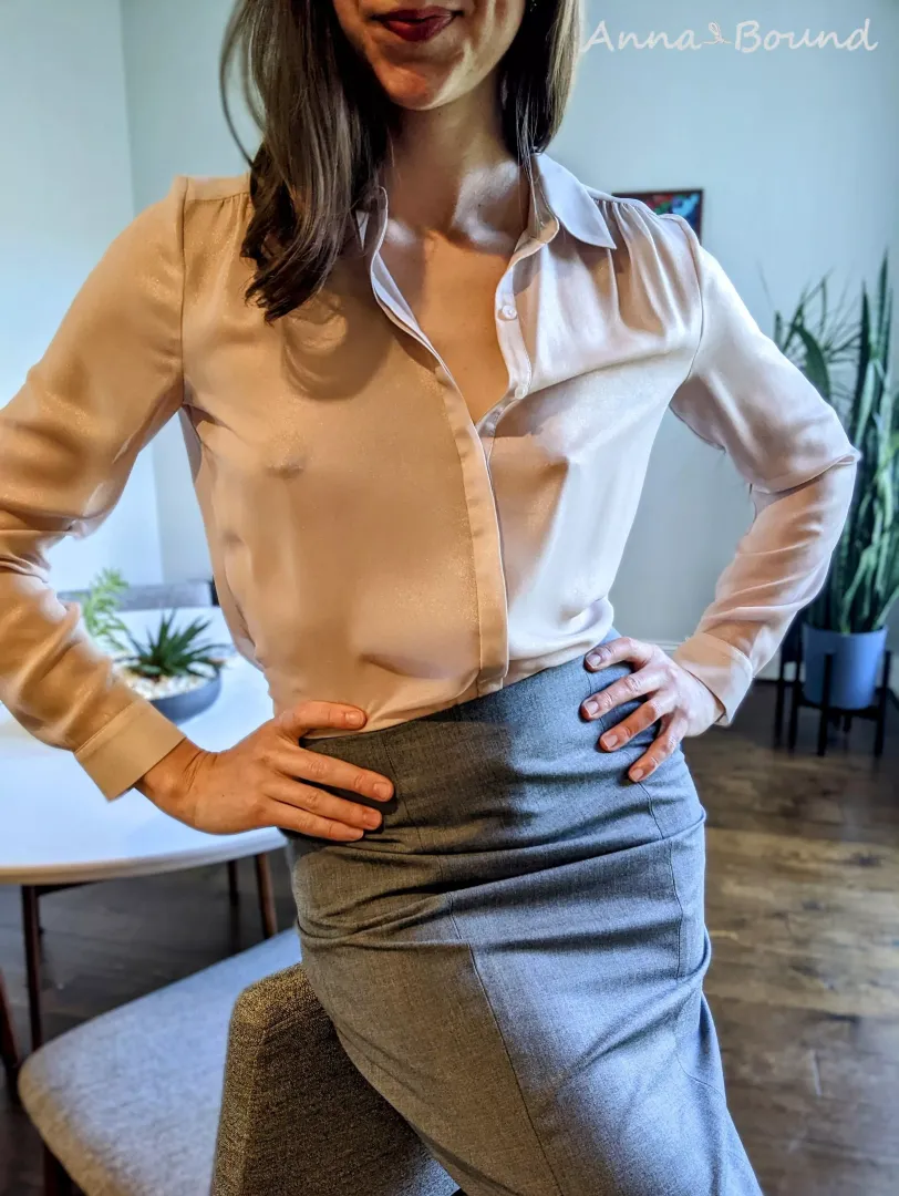 Do I have your attention now, team? 😏 (mid-thirties Exec)