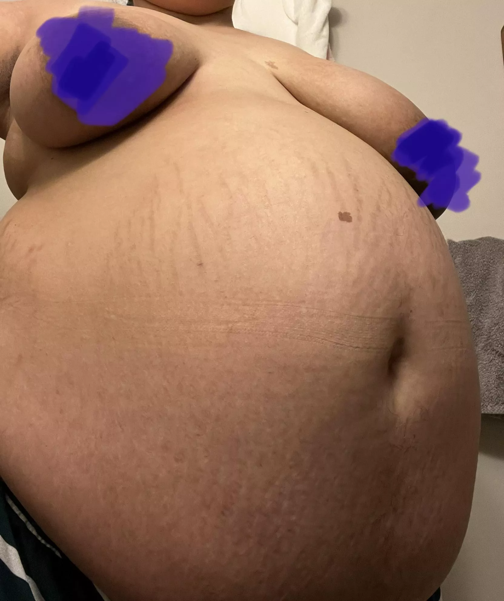 Do I look big for 32 weeks?