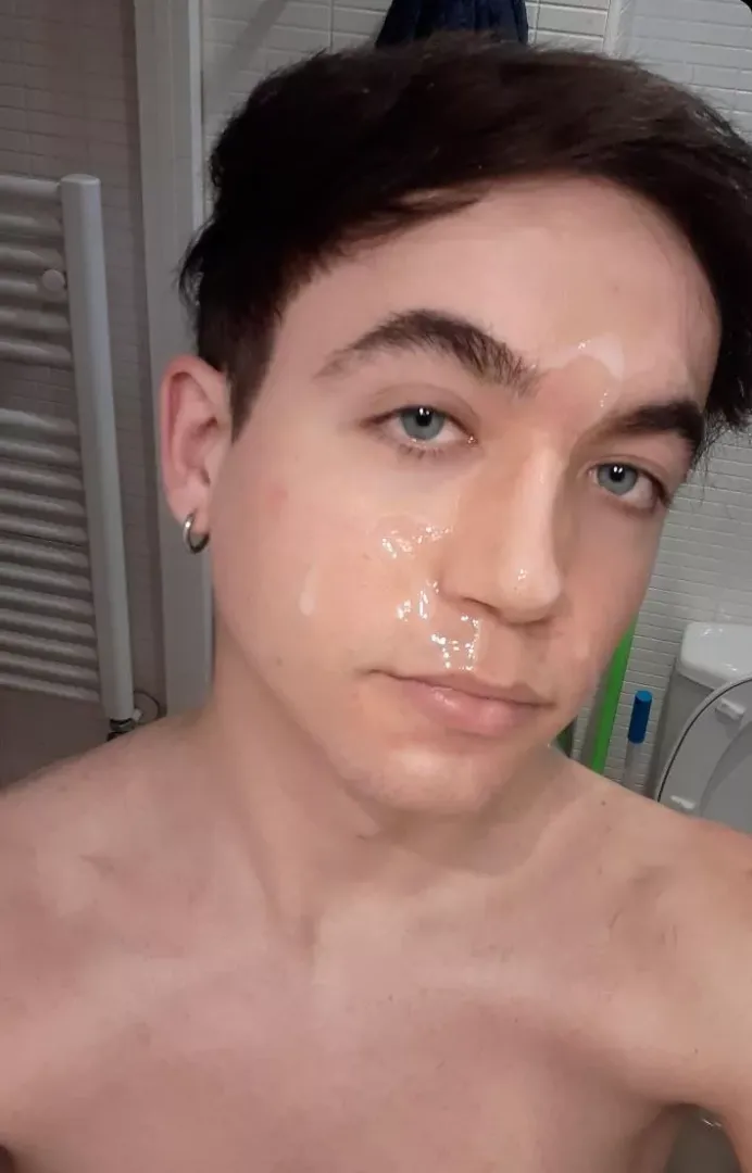 Do I look cute? 