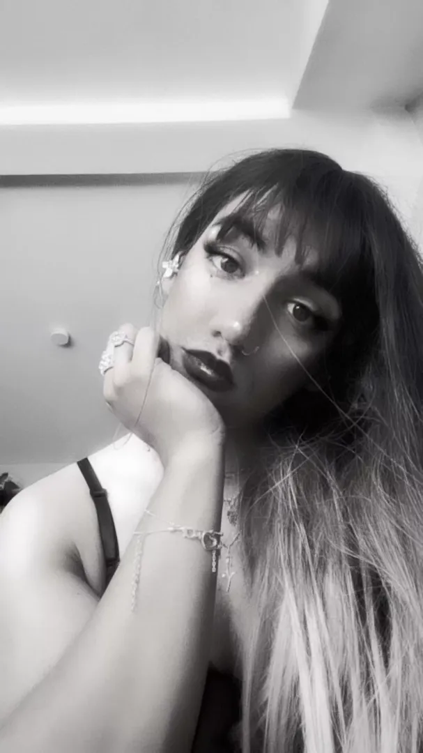 Do I look good? 🥺