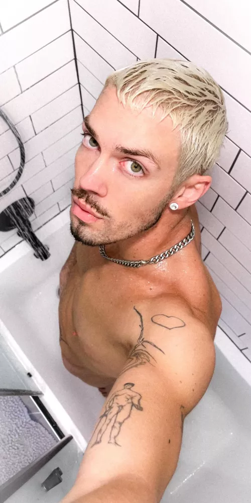 do I look like a good boy to you? 