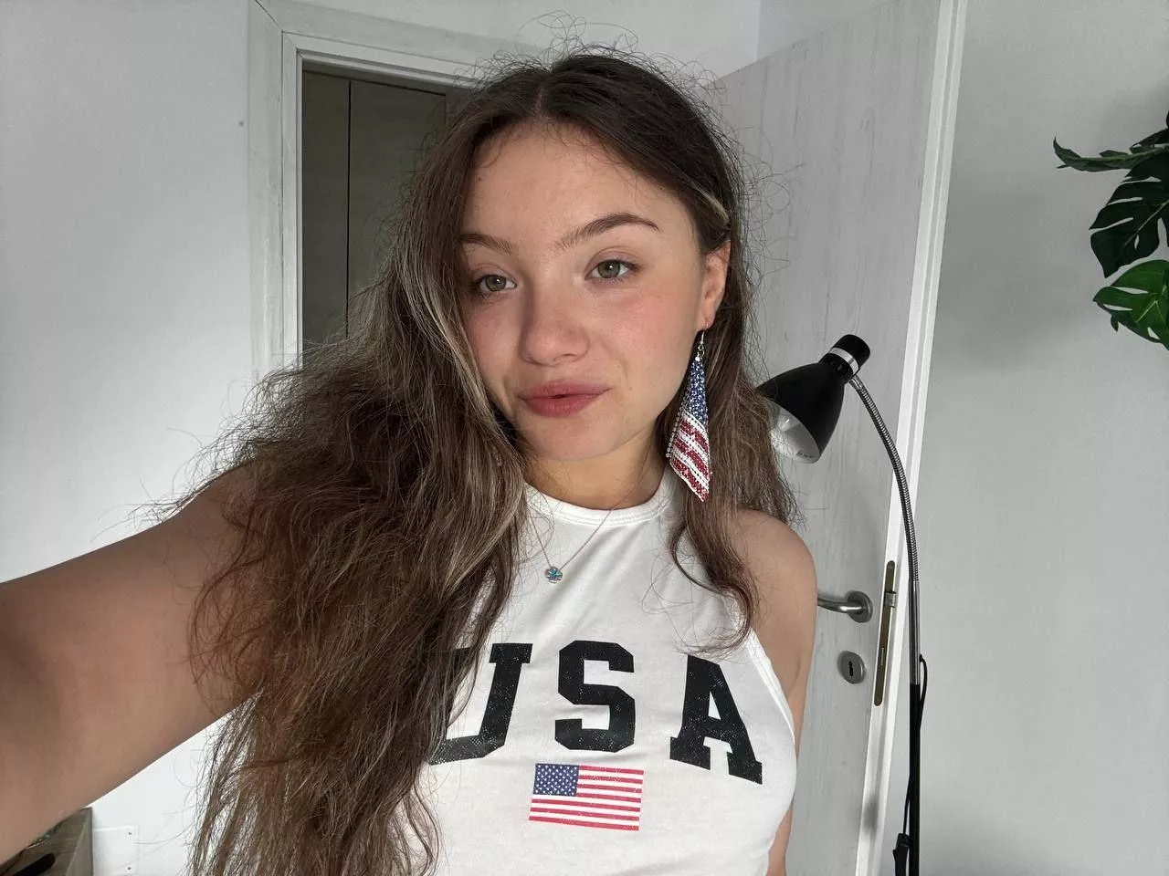 Do I look stunning?