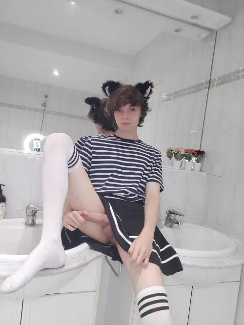 Do i make you horny? 🥰