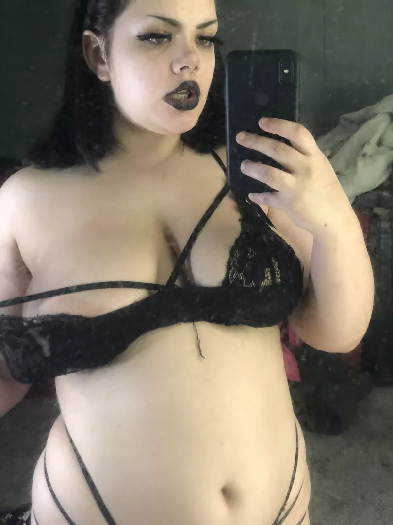 Do I make you horny baby?