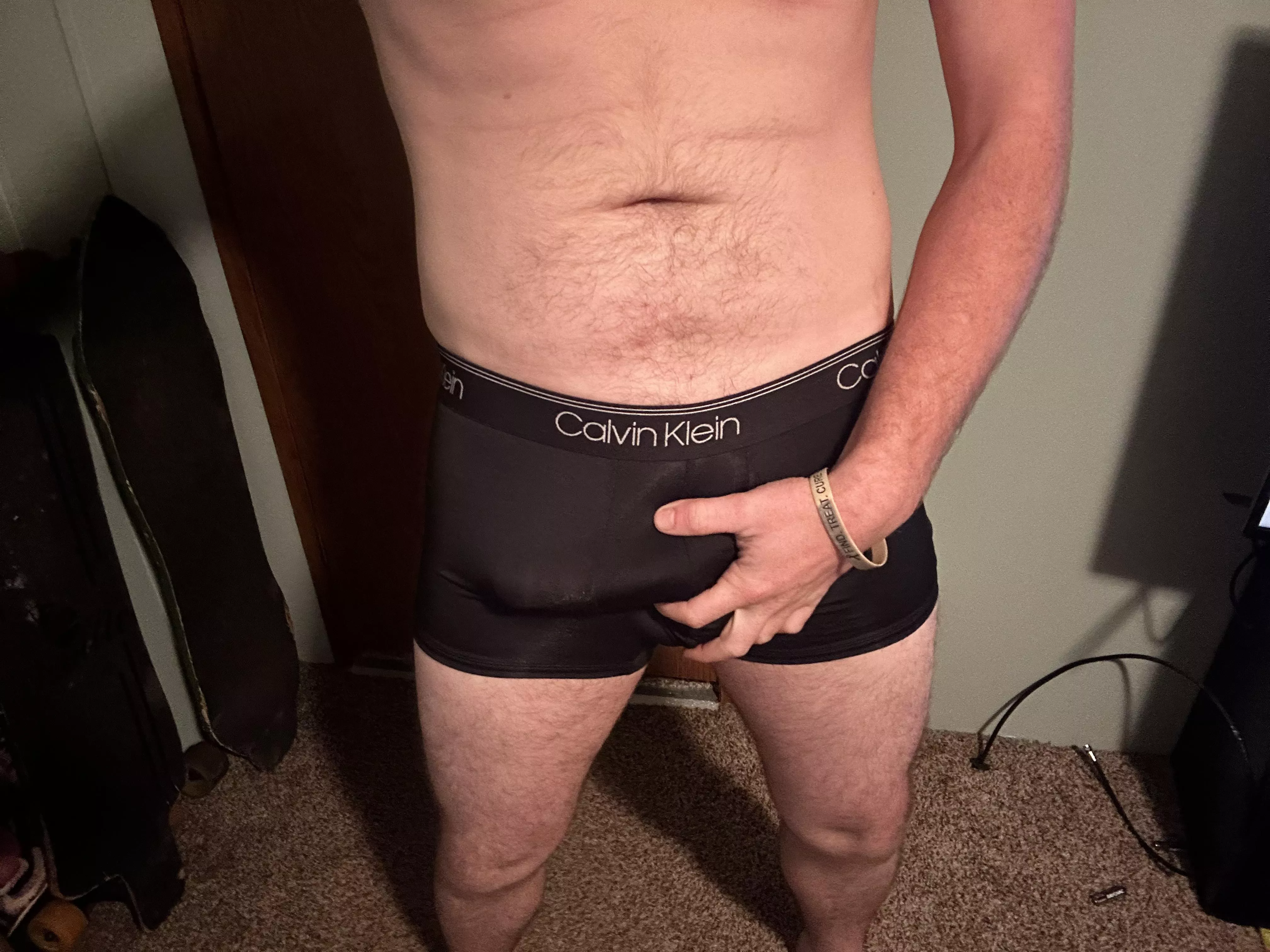 Do these make my cock look big?😌