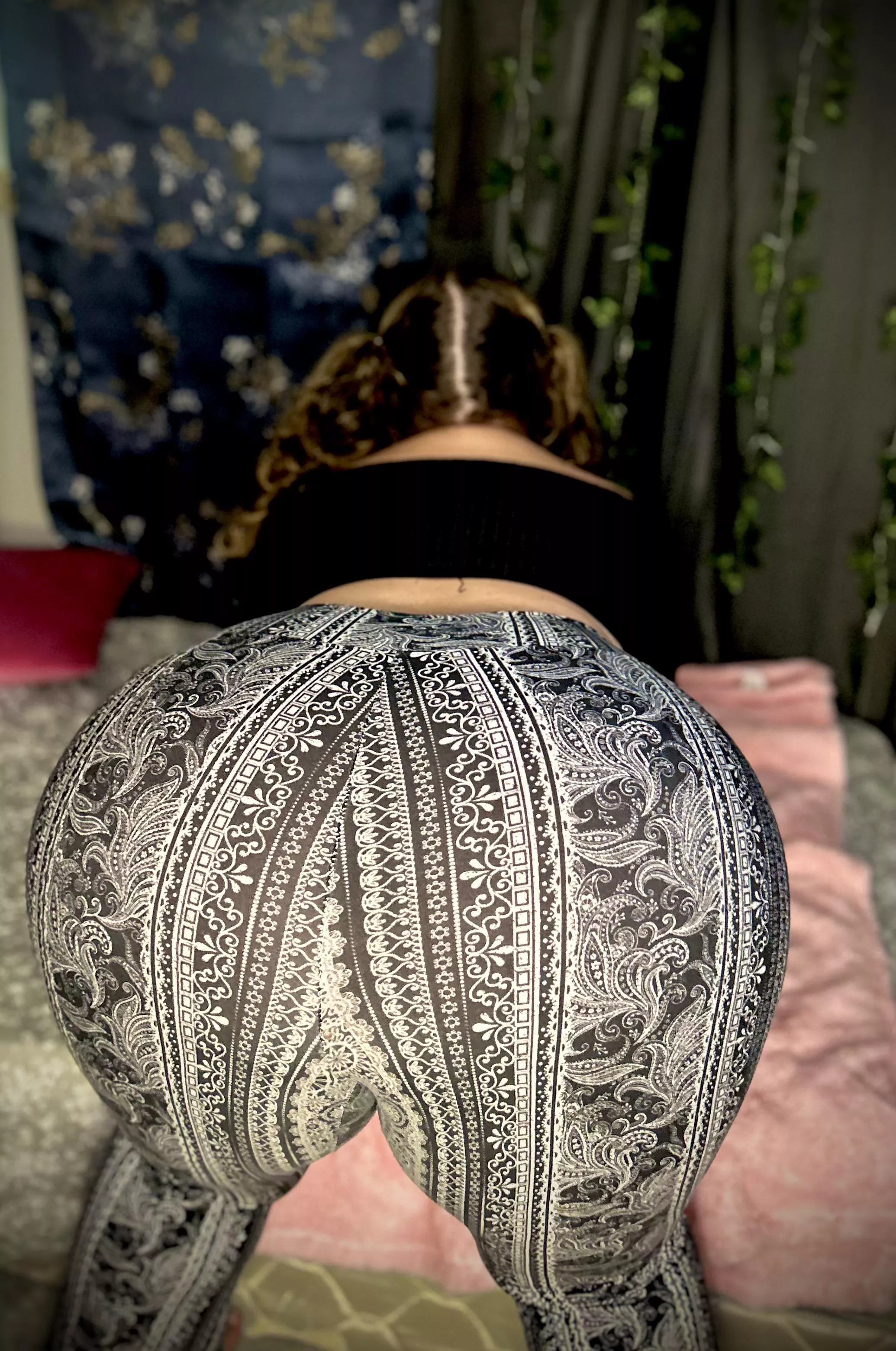 Do these pants make my butt look big? ;)