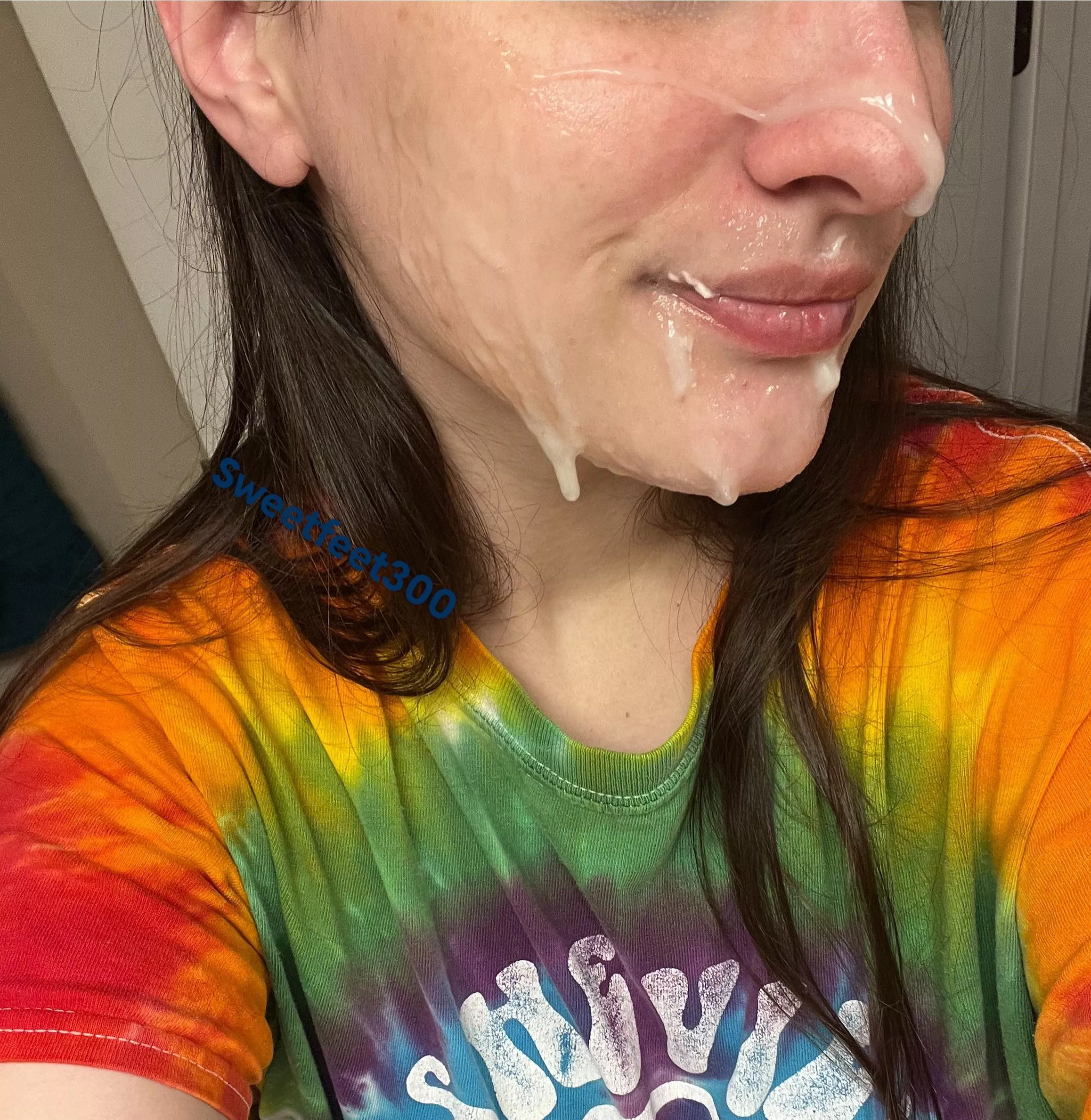 Do you ever get woken up with a facial😋