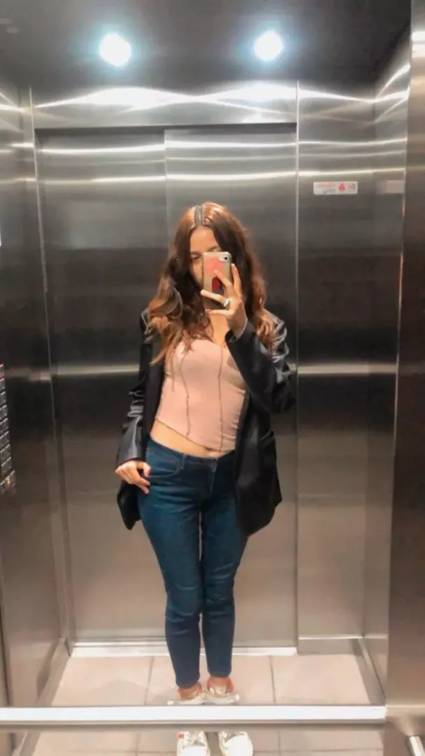 do you find me alluring in this outfit?