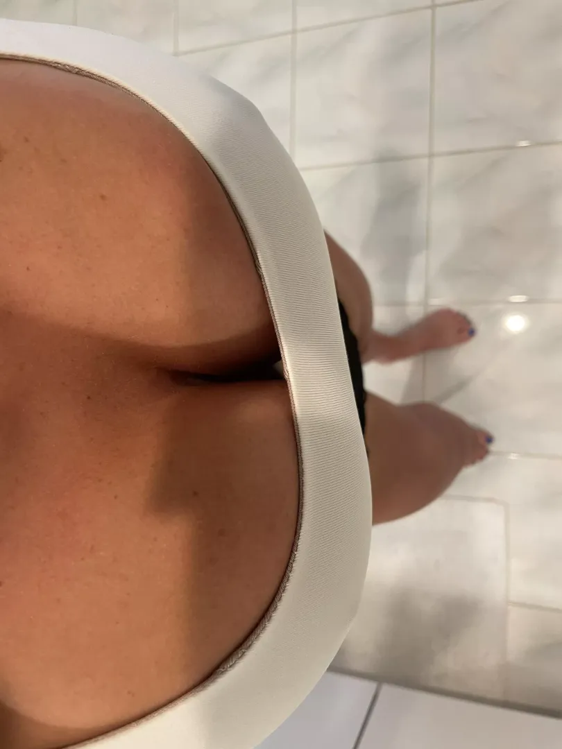 Do you like a Hot Moms POV?