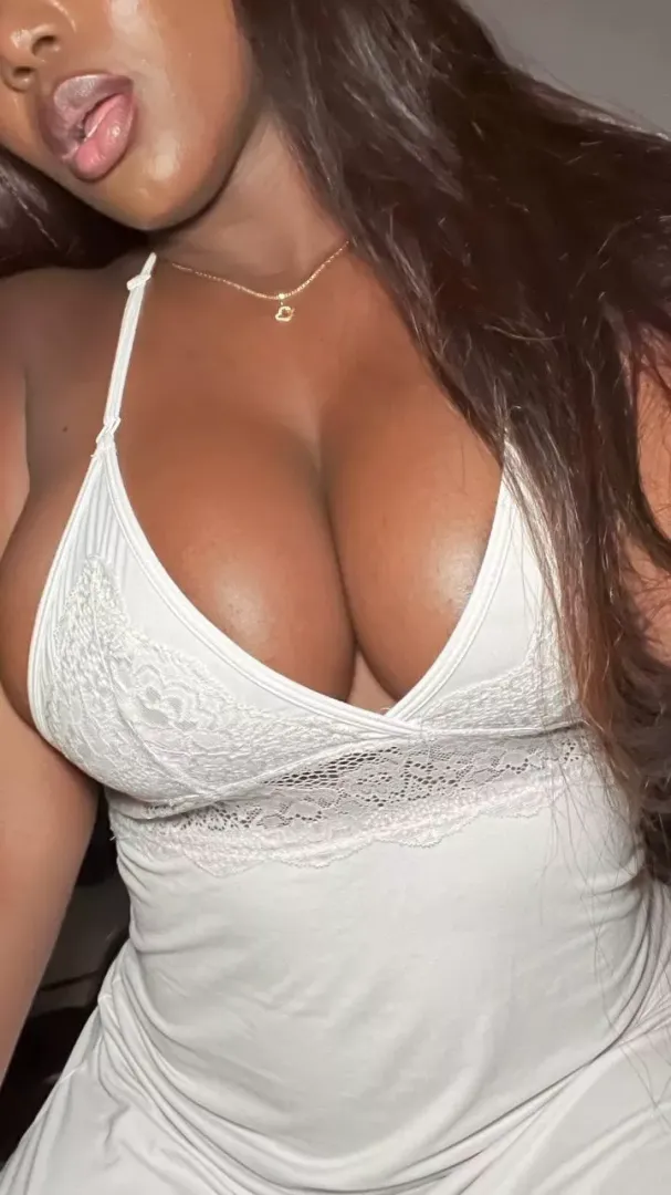Do you like busty black girls?