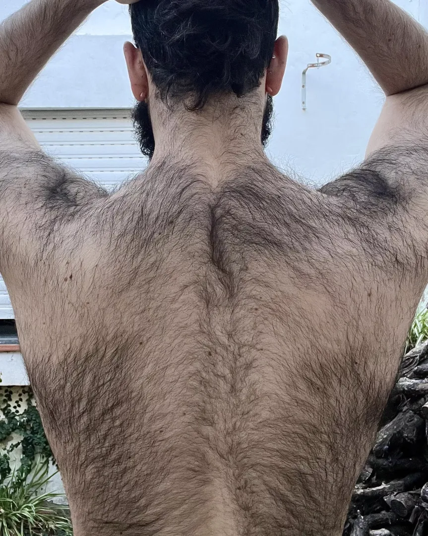 Do you like hairy backs too?