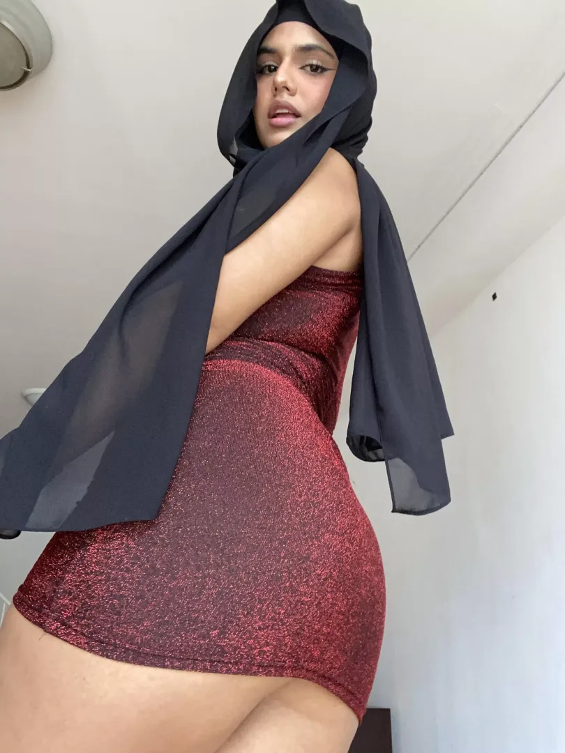 Do you like hijabi women?