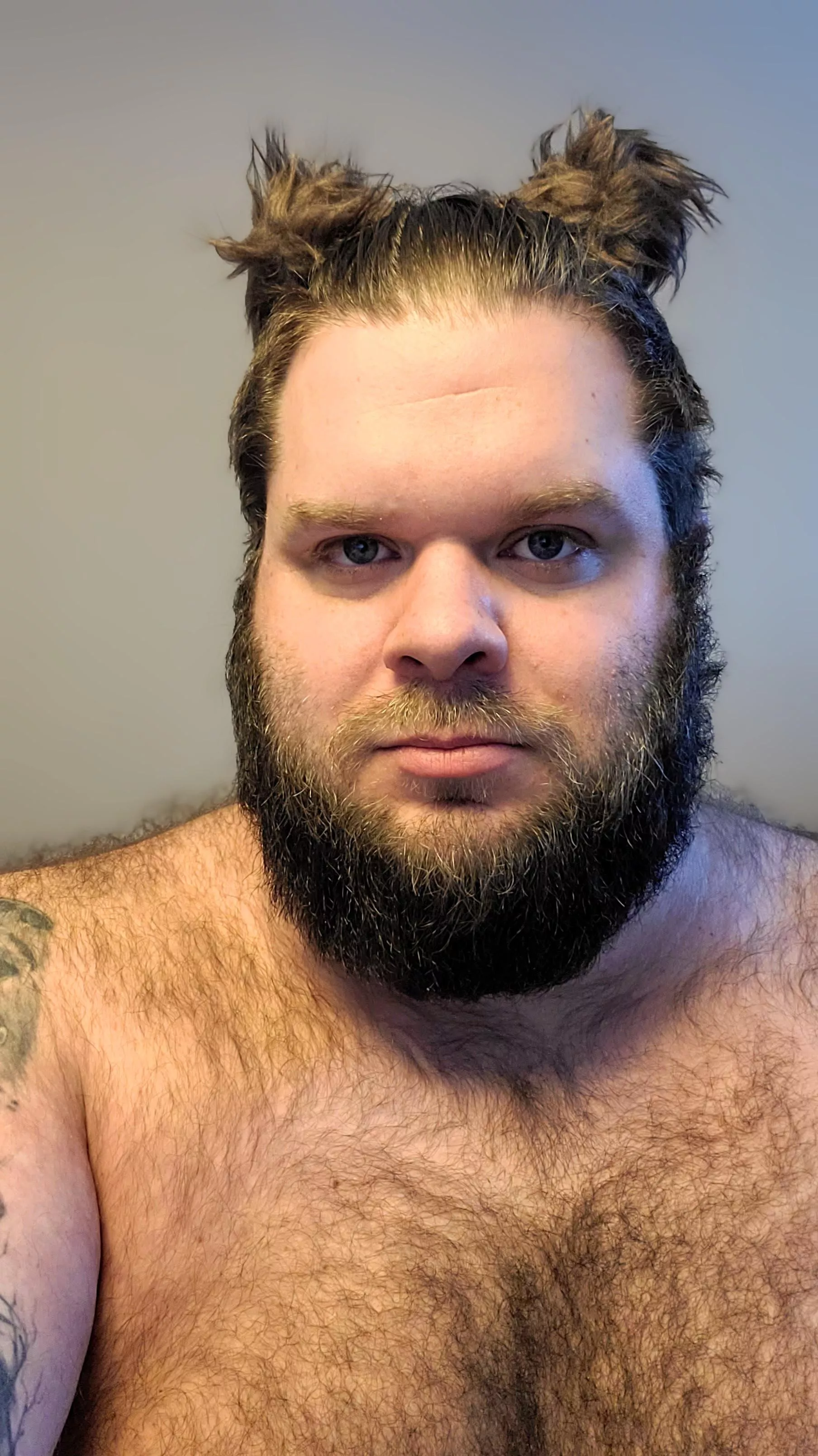 Do you like my bear ears? I think they're adorable 🥰