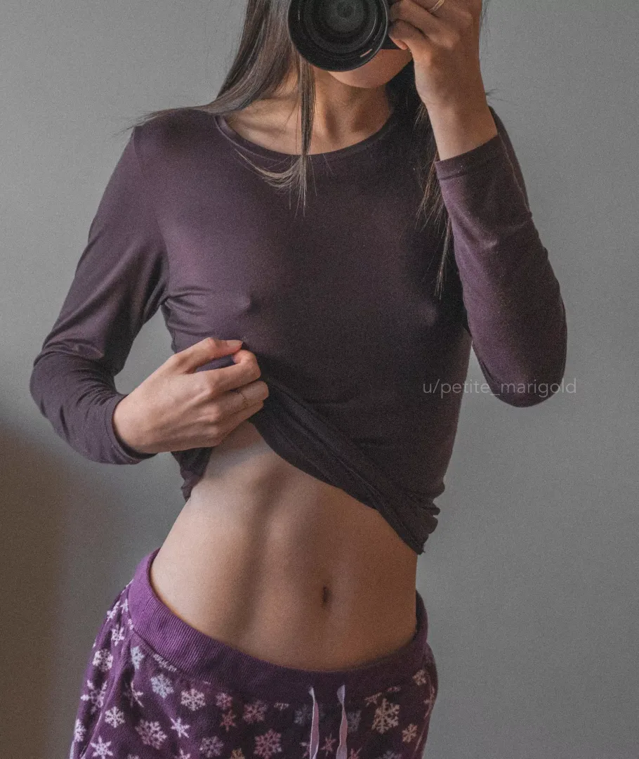 Do you like my horny little Asian body? 😈