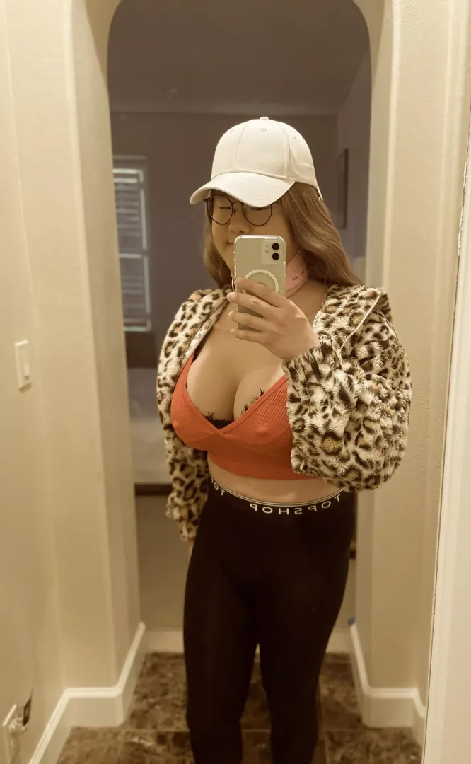 Do you like my jacket?