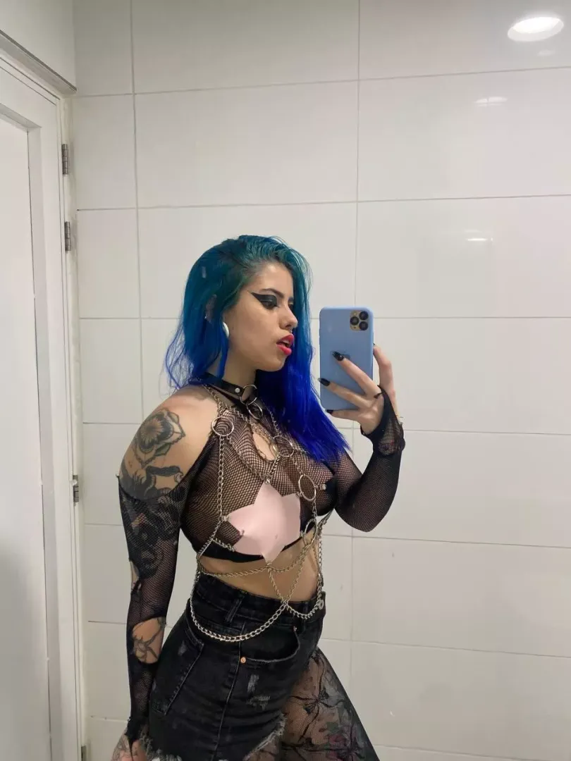 Do you like my outfit? ❤️