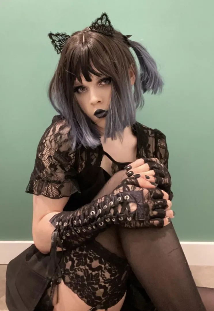 Do you like my outfit?
