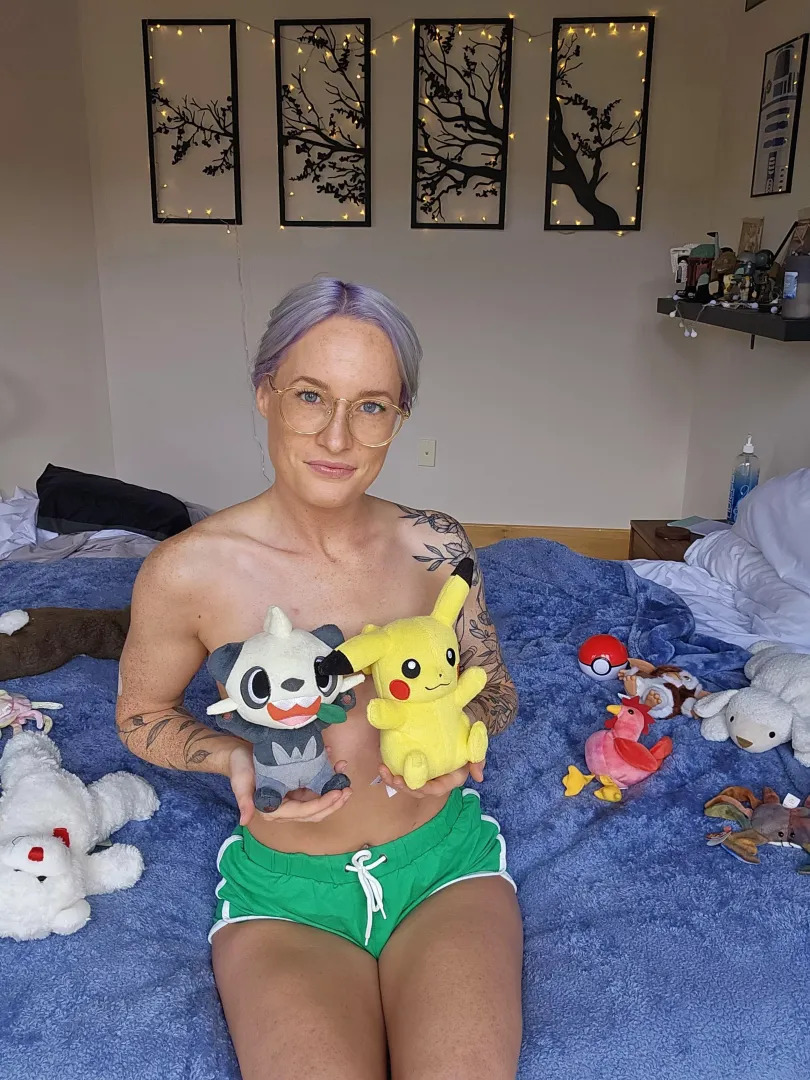 Do you like my Pikachu?? 😏 [F]29