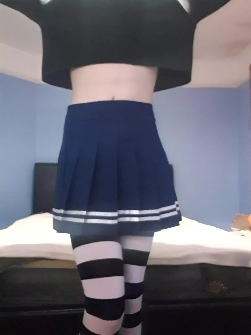 Do you like my skirt? x <3