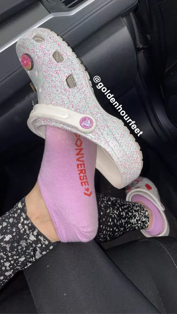 Do you like socks w/ crocs?😏 [selling]