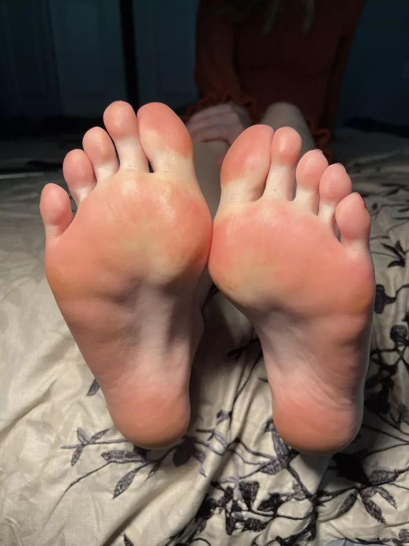 Do you like sweaty soles? ☺️