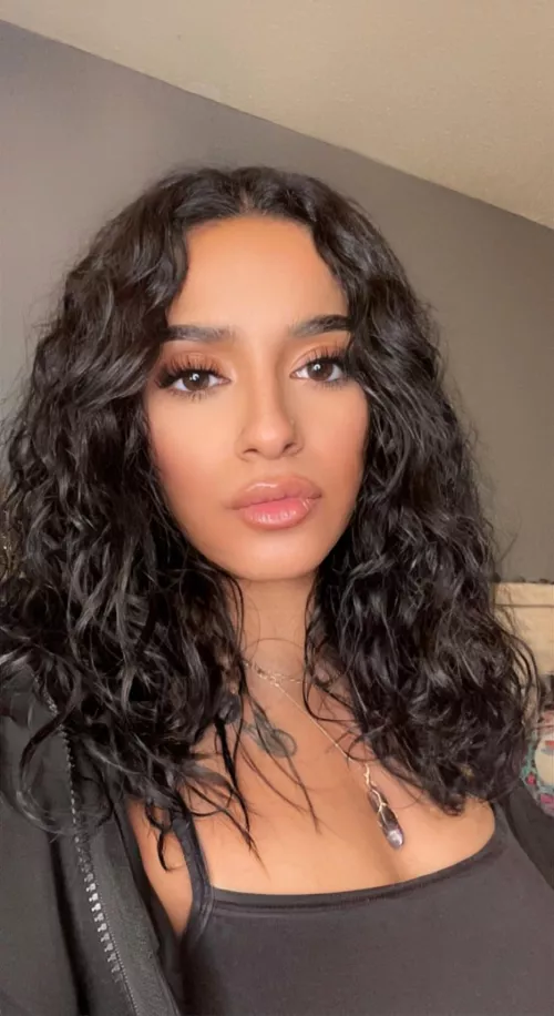 Do you like the look for today 🥰