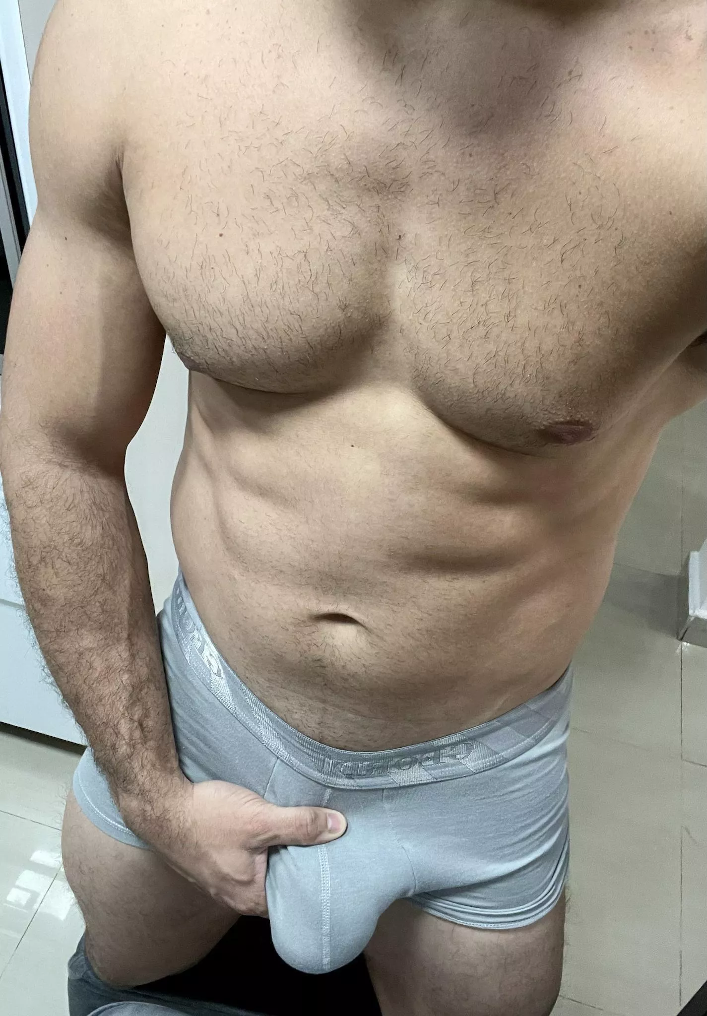 Do you like tight boxers?
