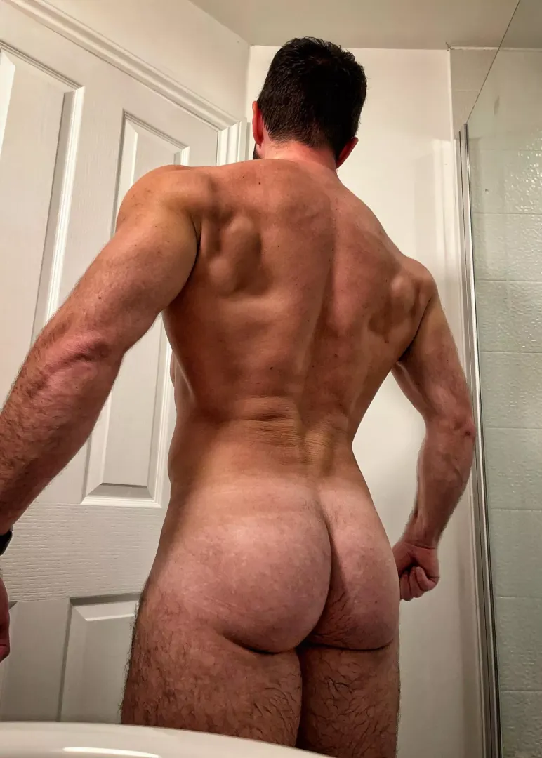 Do you mind a sweaty man after a workout? (36)