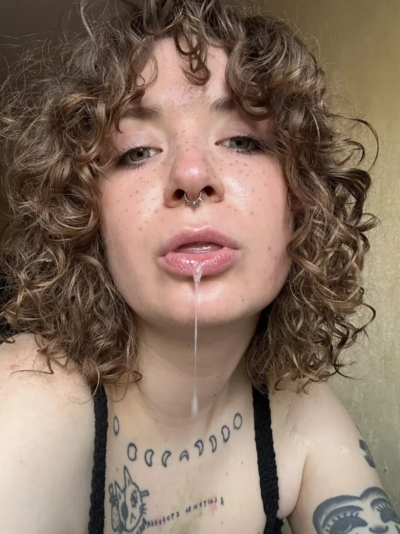 Do you prefer clear or muddy saliva?