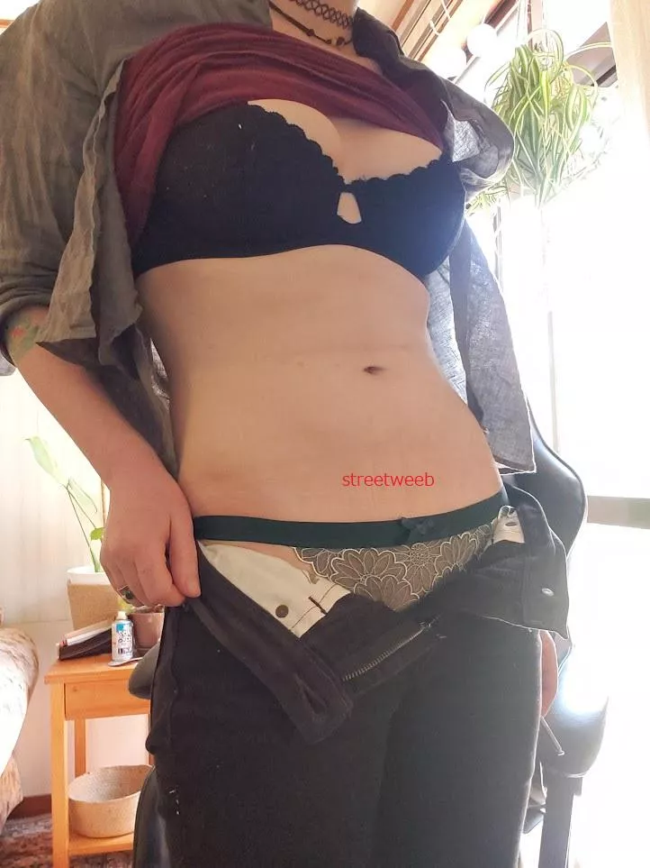 Do you prefer your boi in boxers or lace