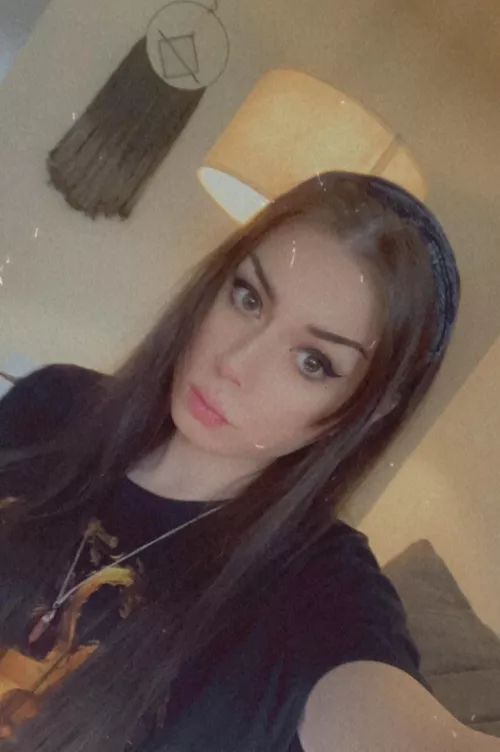 do you think I’m pretty? 🥺