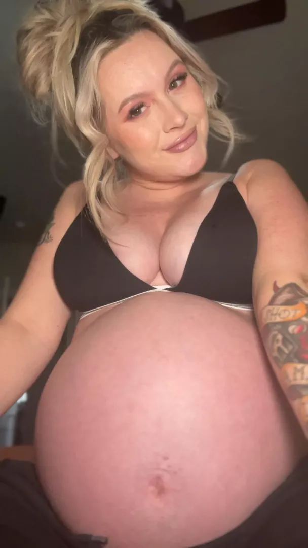 Do you think my belly button will pop before I give birth? 