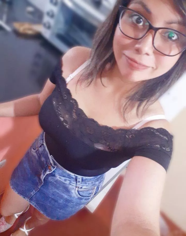 Do you want me to keep the glasses while kissing you?