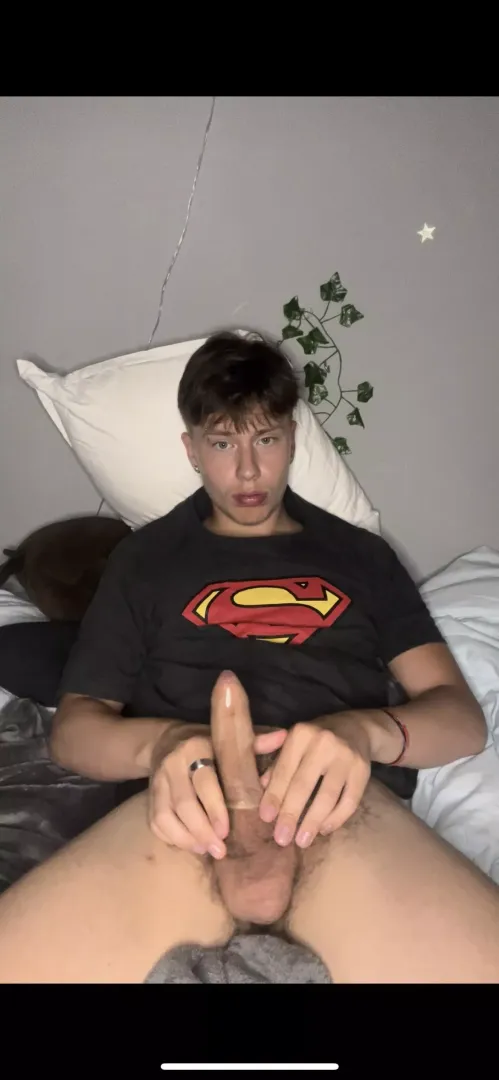 Does anyone else here have a thing for condoms?🥴