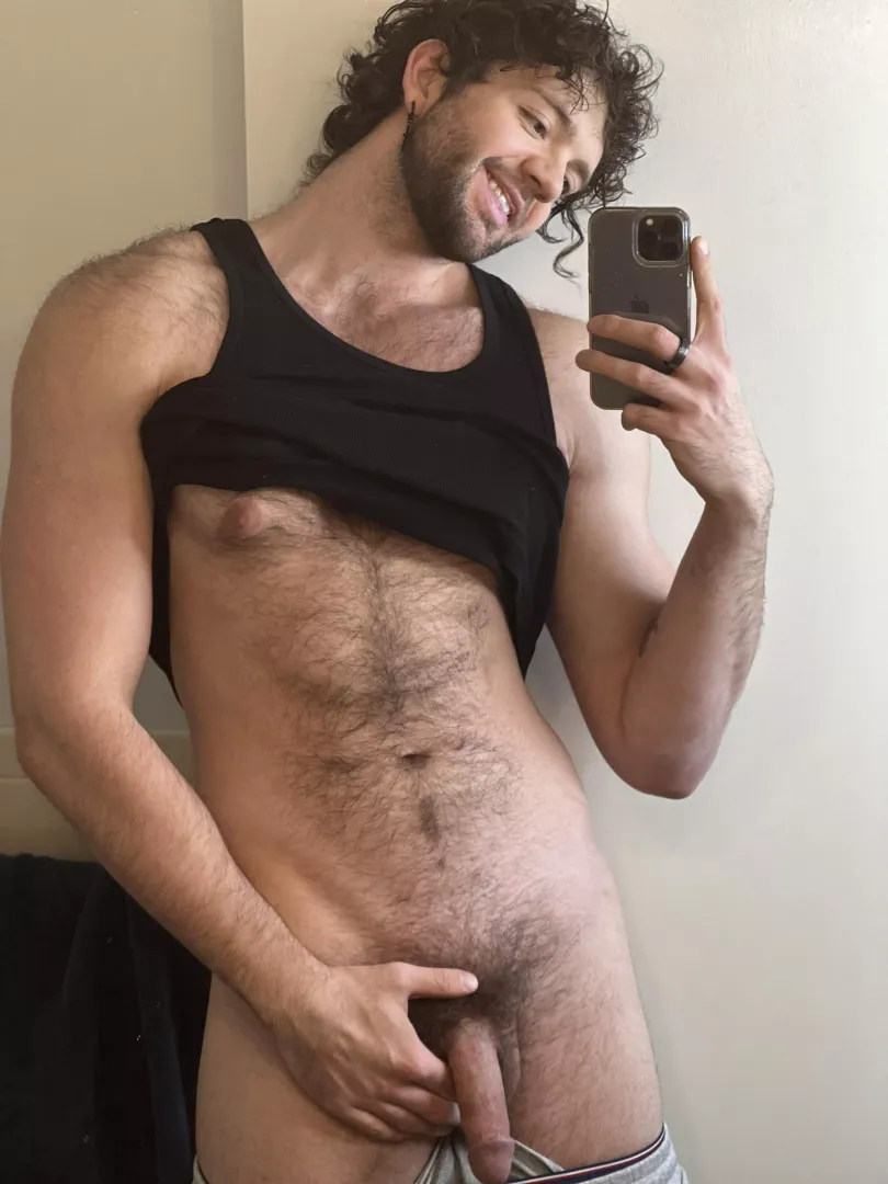 Does anyone want a guy who’s hairy and cut??