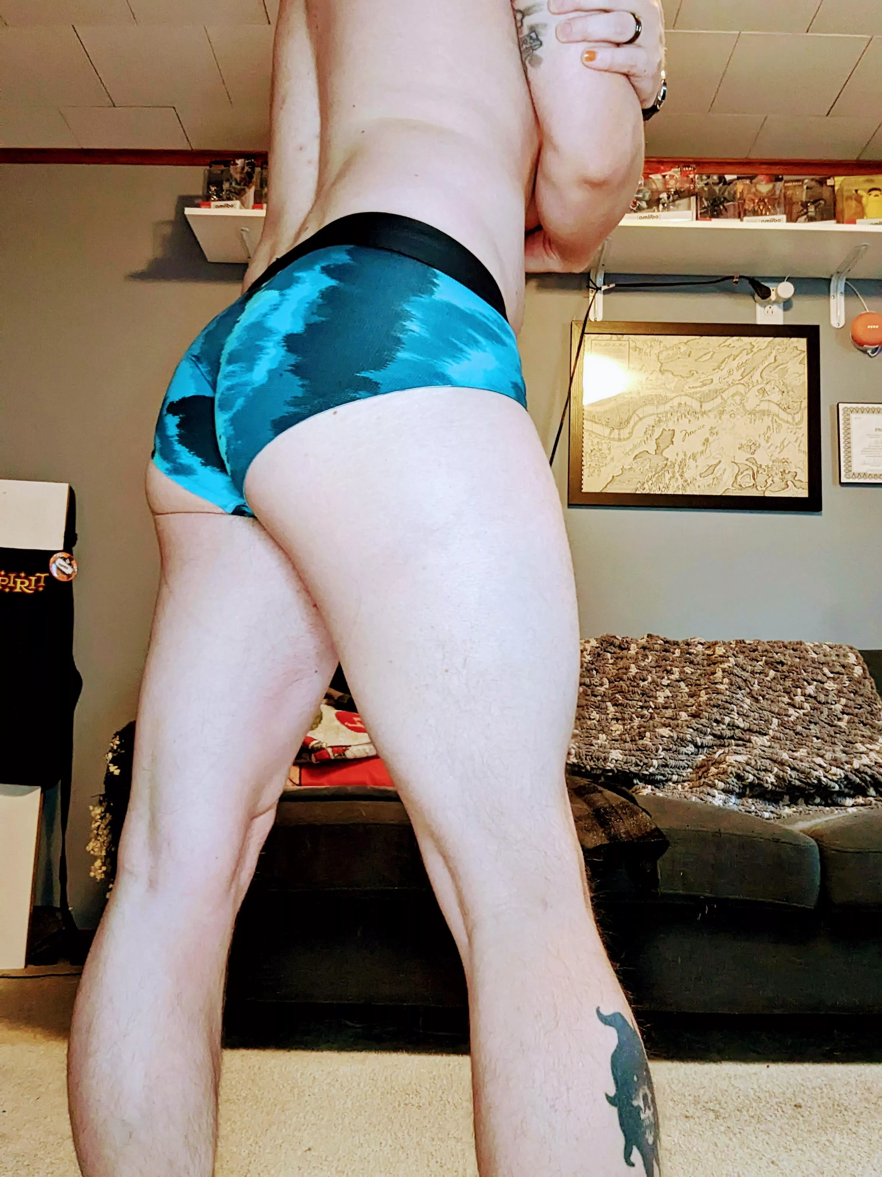 Does my ass look good in these or what???