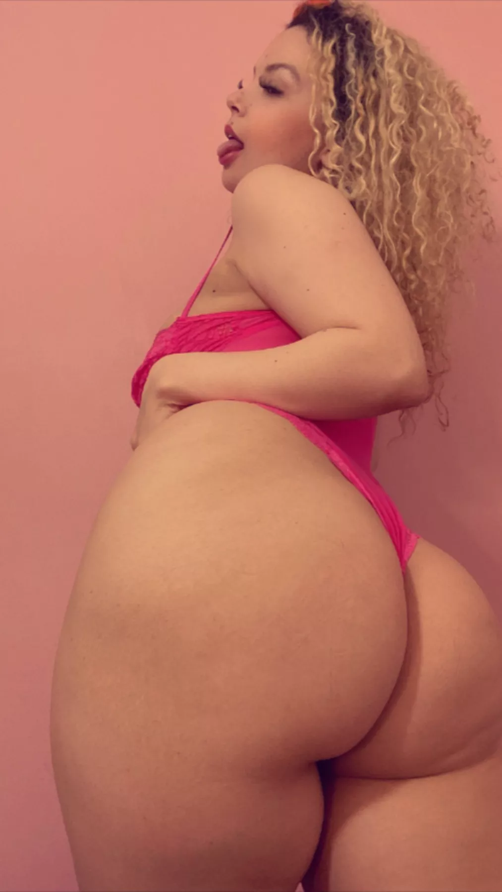 does my ass makes you horny