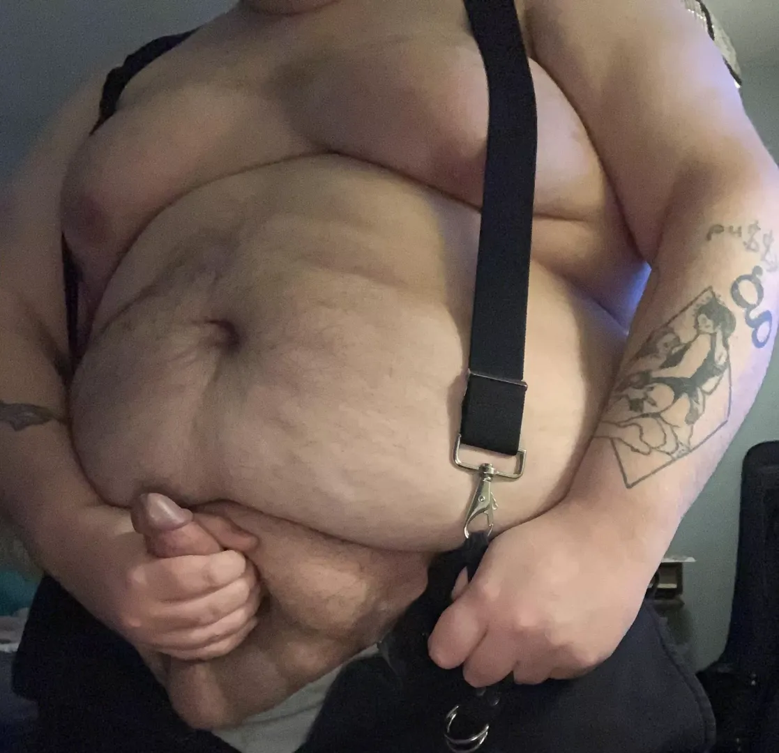 Does my dick make my tits look fat? 🤔