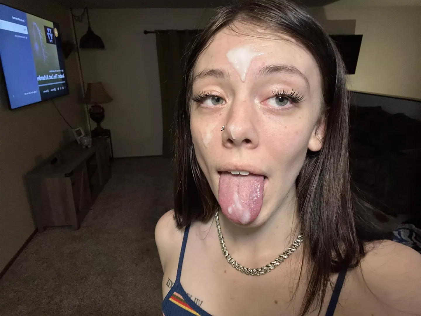 Does my face look good with cum all over it?