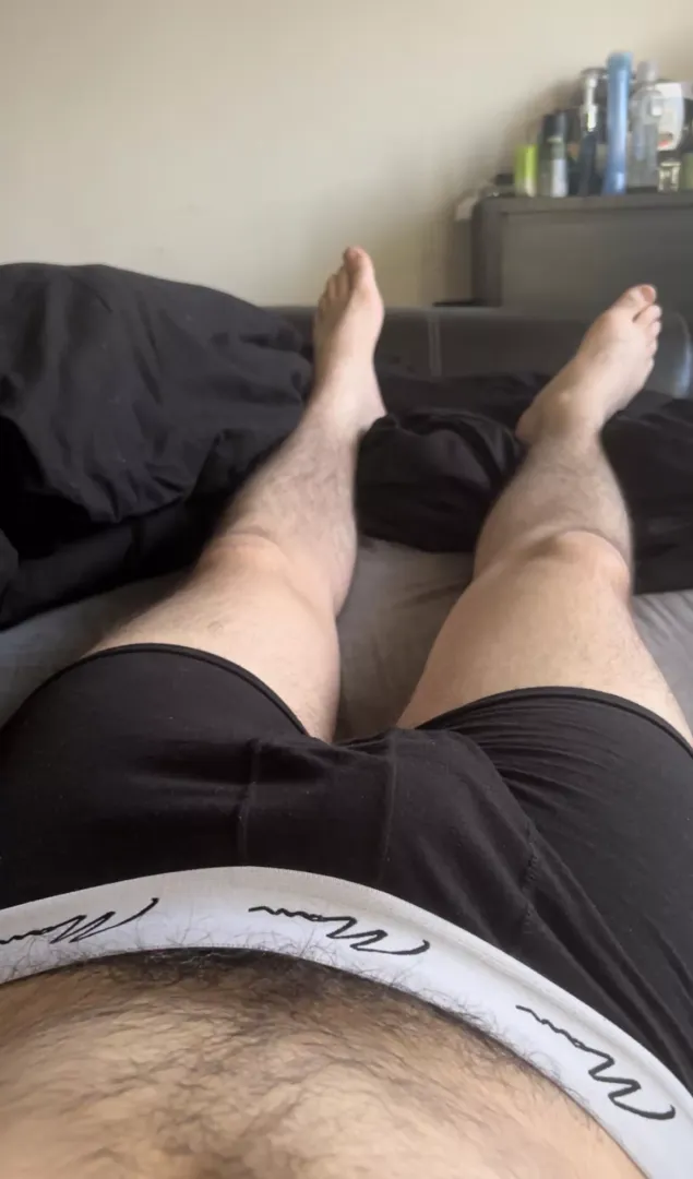 Does my underwear look good?😏 Dms open💦😈