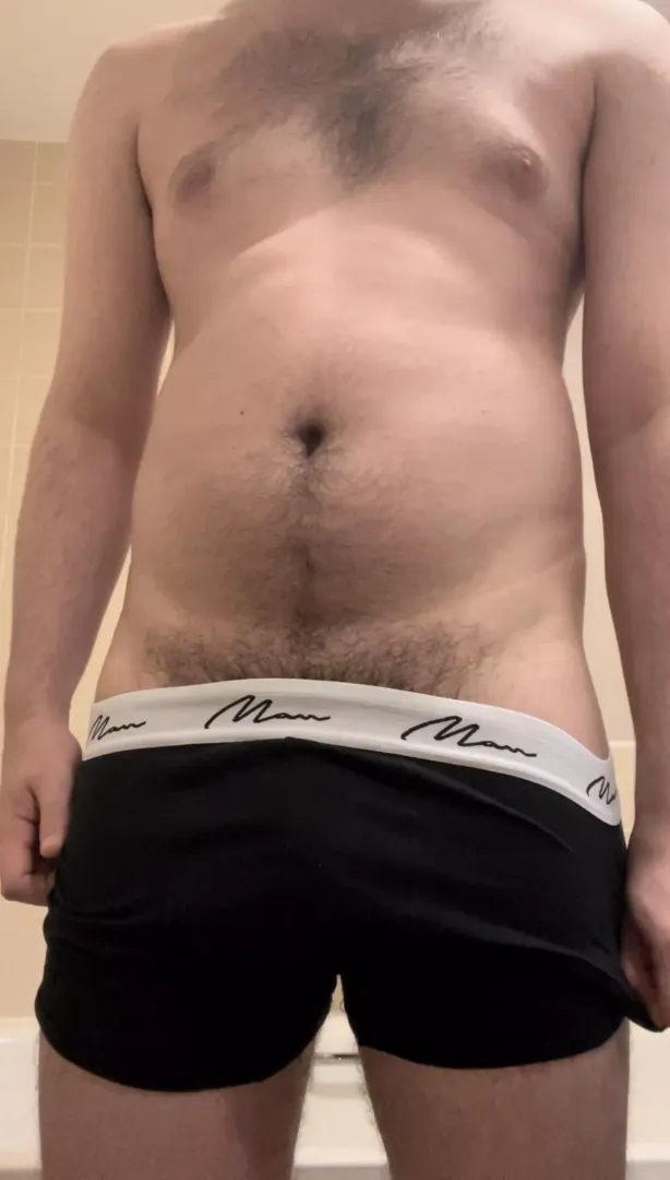Does my underwear look good?😏 Dms open💦😈
