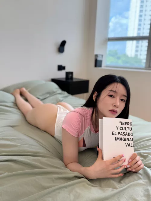 Does this wife get your attention :) 