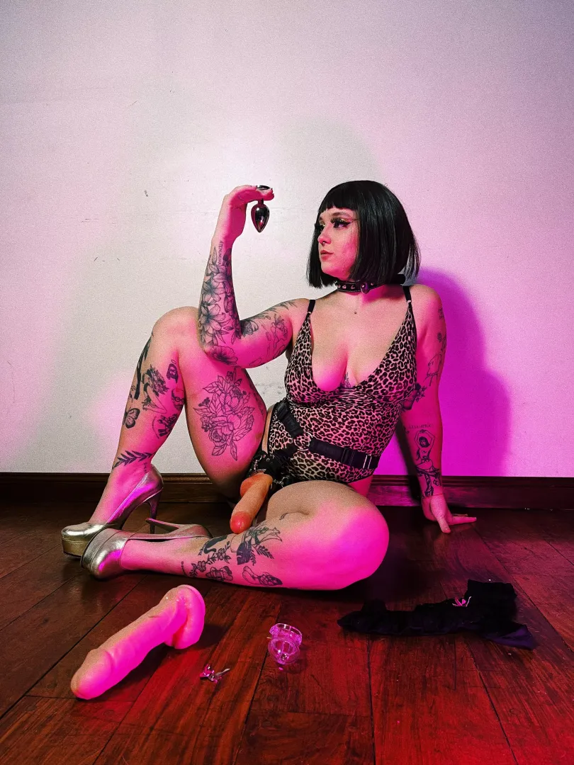 Does your little boyclitty like it hard?