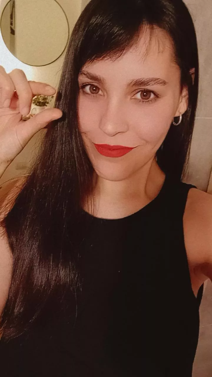 [domme] Anything of this size 🤏 here to use as a toy and humiliate? I bet you have what I'm looking for, LOSER