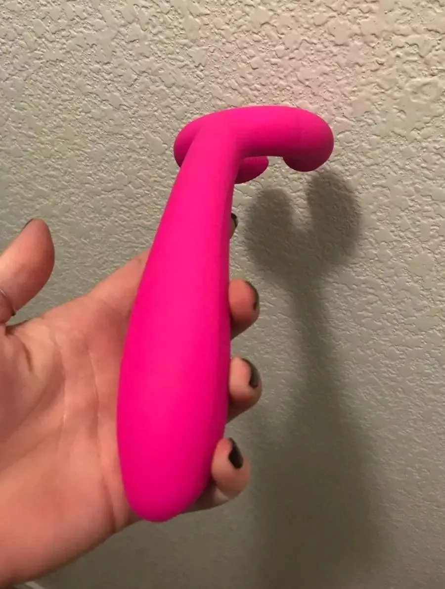 [domme] arrows up now for brutal and humiliation and dick ratings losers comment your sizes and show me your cock